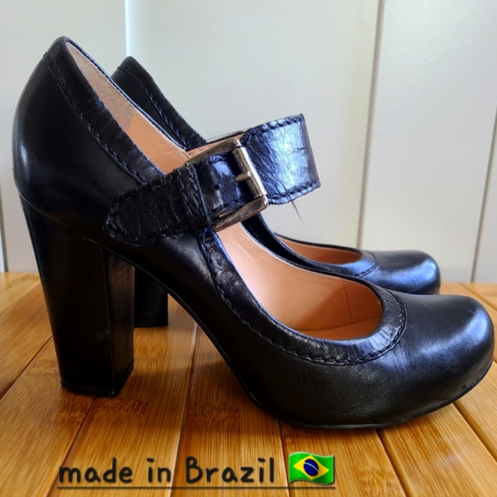 Brazilian Genuine Leather Black Heel Size 7/37.
